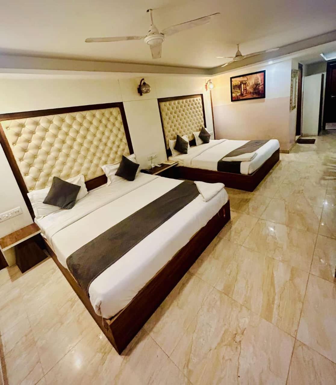 Hotel Airport City New Delhi Exterior foto