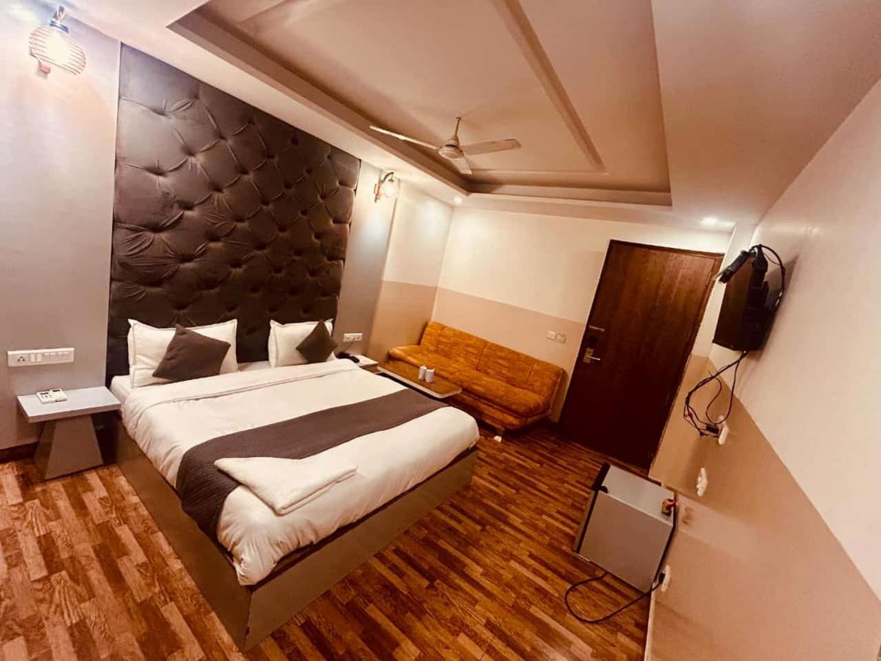 Hotel Airport City New Delhi Exterior foto