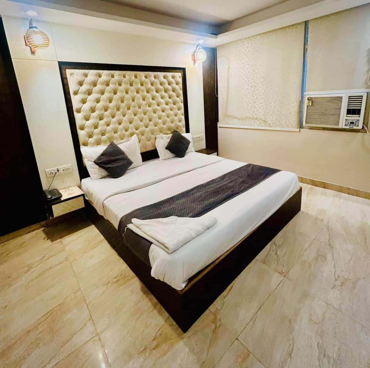 Hotel Airport City New Delhi Exterior foto