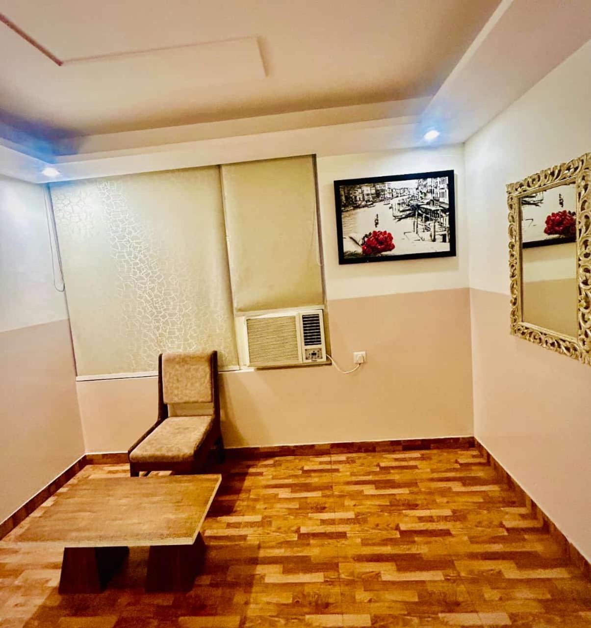 Hotel Airport City New Delhi Exterior foto