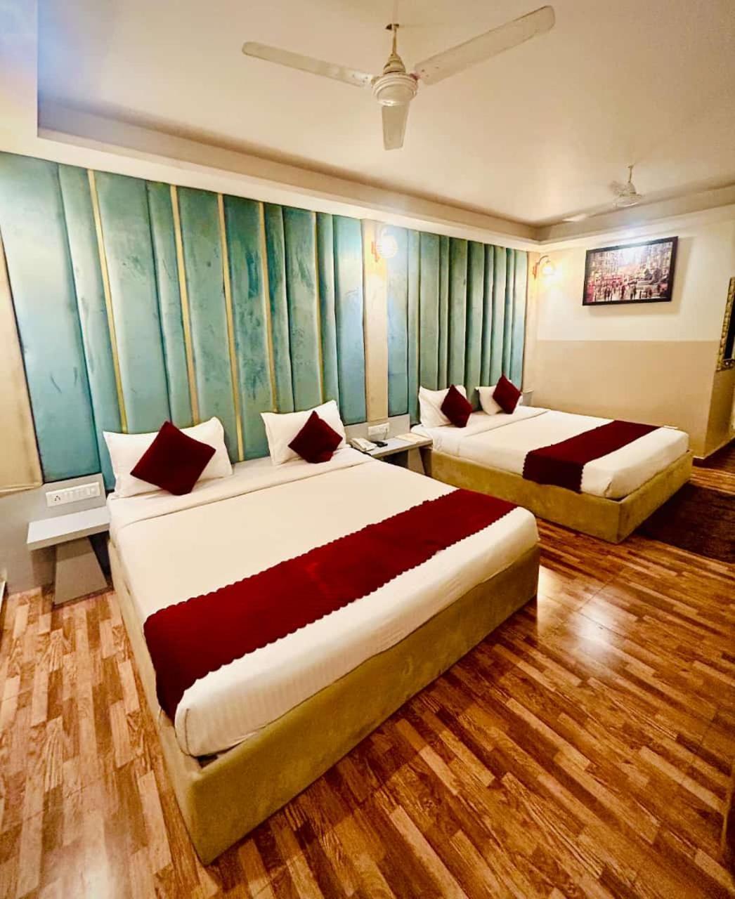 Hotel Airport City New Delhi Exterior foto