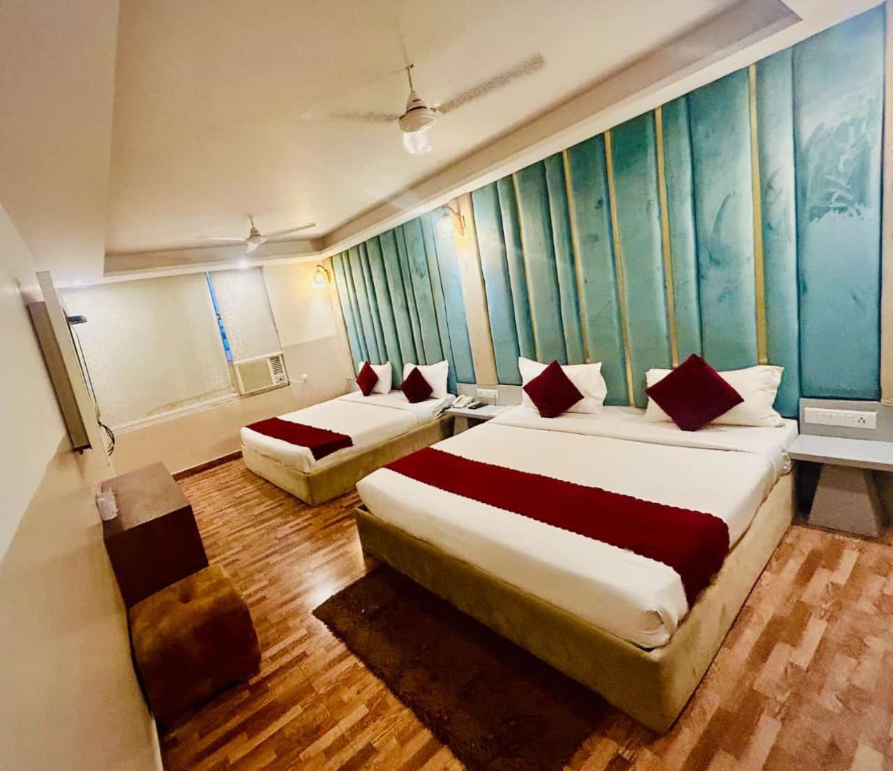 Hotel Airport City New Delhi Exterior foto
