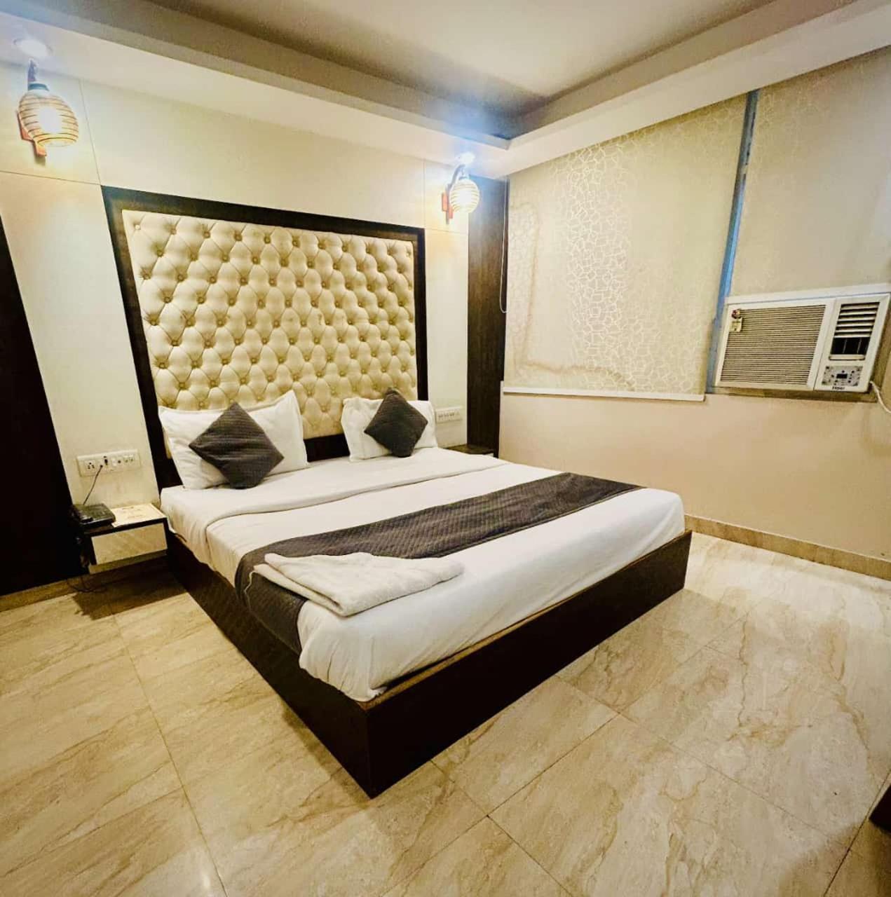 Hotel Airport City New Delhi Exterior foto
